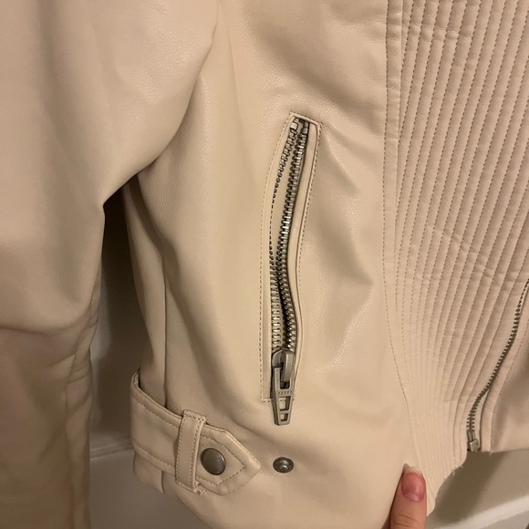 Blank NYC Cream Leather Jacket - Picture 4 of 5